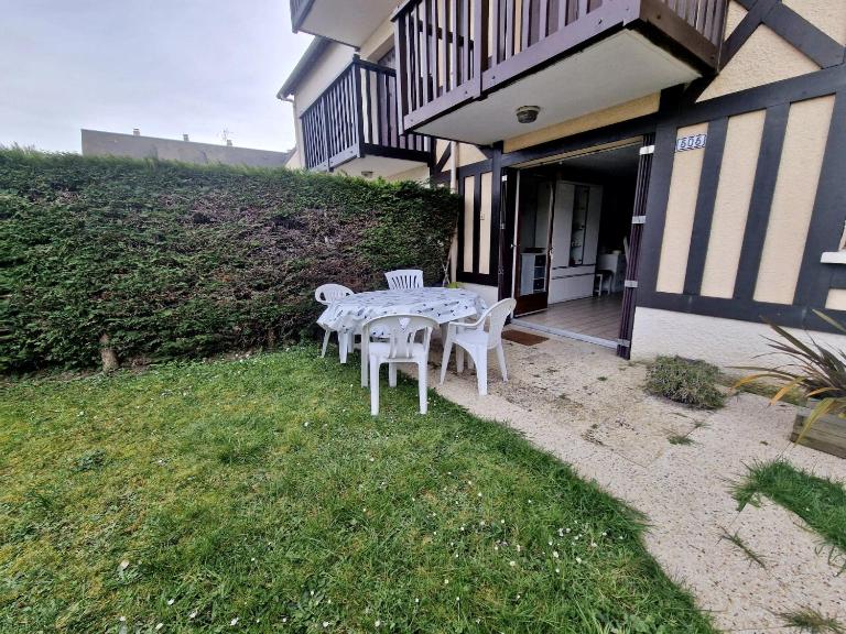 Rez-de-jardin près de la mer - Chambres d'hôtes Cabourg