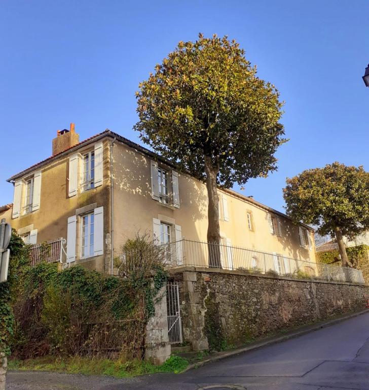 Logis de la Coudraye - B&B Apremont