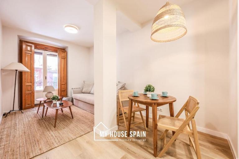 MyHouseSpain - Nuevo piso reformado en Malasaña - B&B Madrid