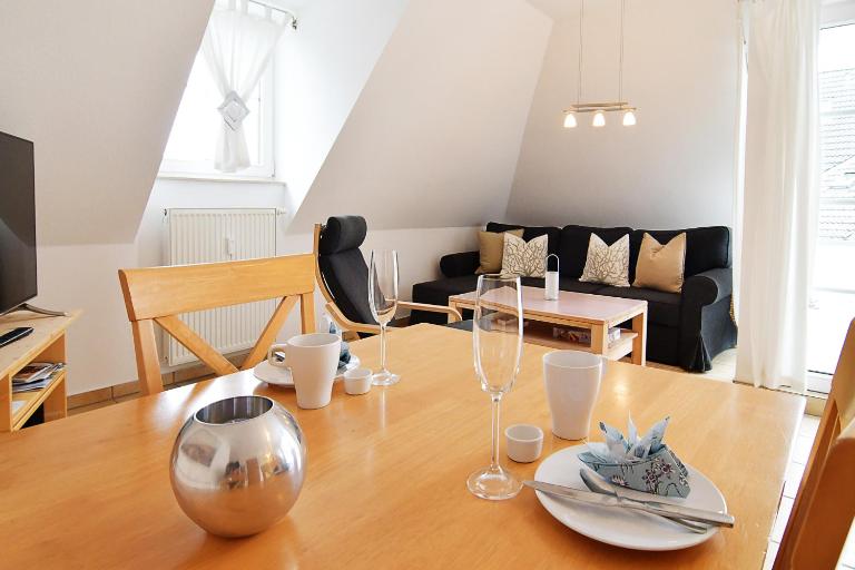 FeWo Ahoi - 73 qm maritime Gemütlichkeit auf zwei Ebenen - Ferienwohnung Koserow/Insel Usedom