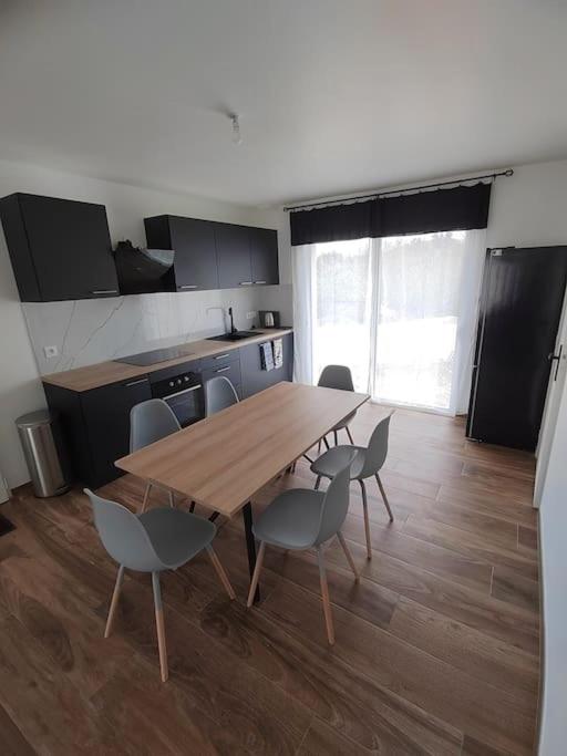 Maison individuelle, à 5 min du Puy du Fou - B&B Chambretaud