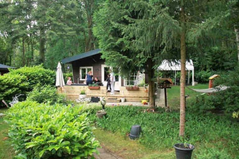 Vakantie Bos Huisje “Meibloempje” - Chambres d'hôtes Lanaken