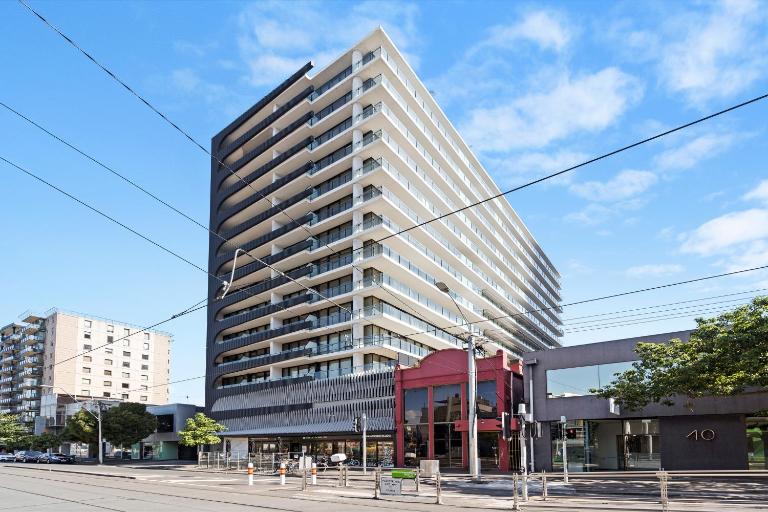 Complete Host Essence Apartments - B&B Melbourne