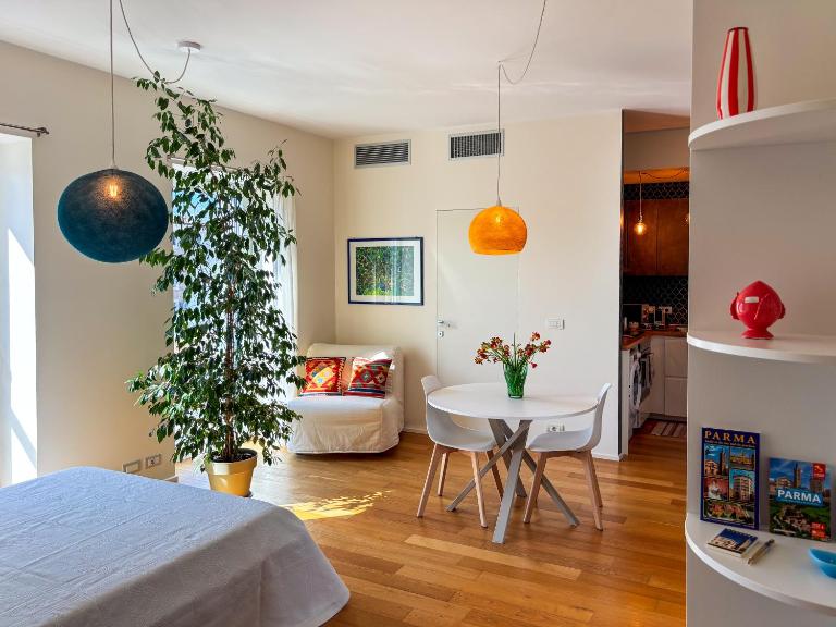 SUITE VOLVER - Exclusive Design Apartment - B&B Parma