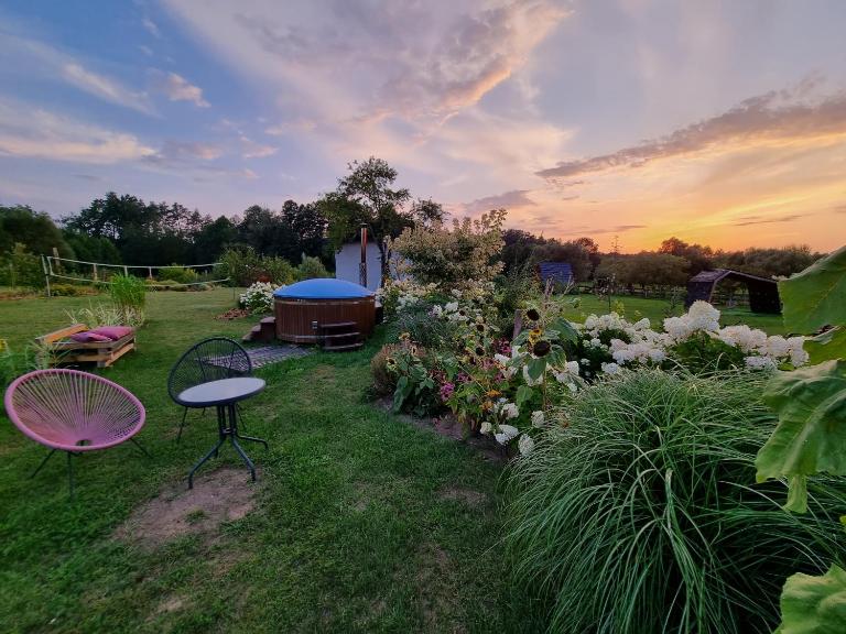 Domki nad rzeką Ełk - B&B Prostki