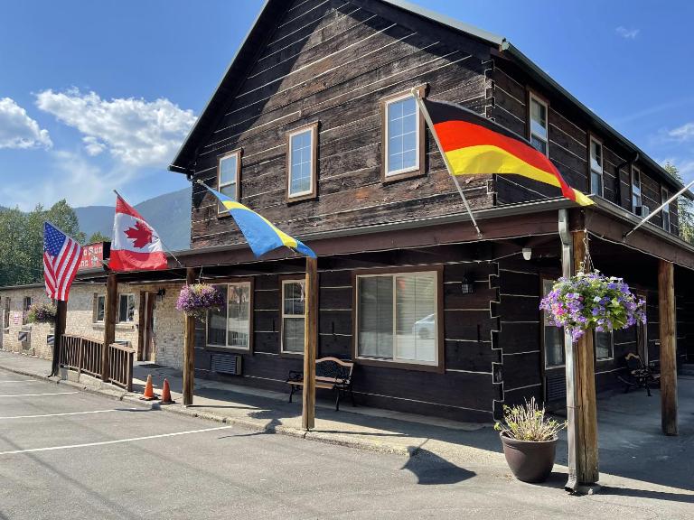 North Cascades Inn - B&B Marblemount