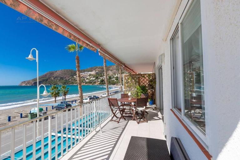 Szimple Magnific Seaviews - B&B La Herradura