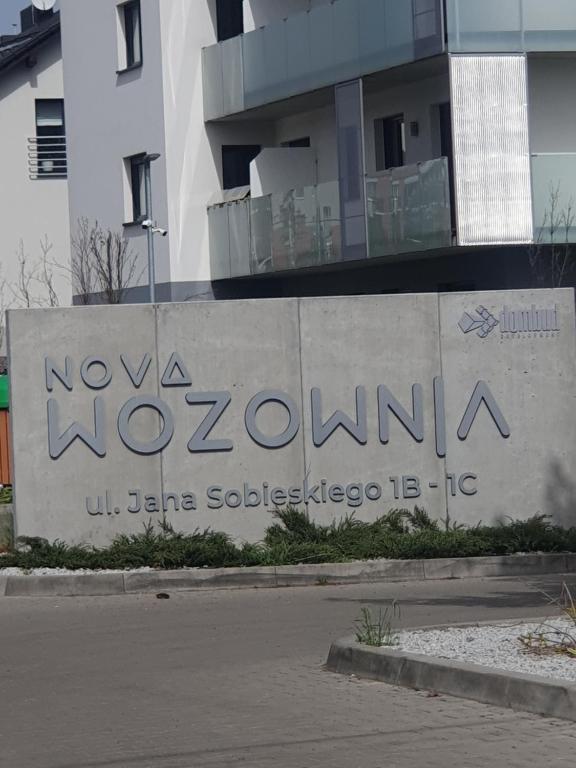 Apartament Number 2 NOVA WOZOWNIA Free Parking - B&B Leszno
