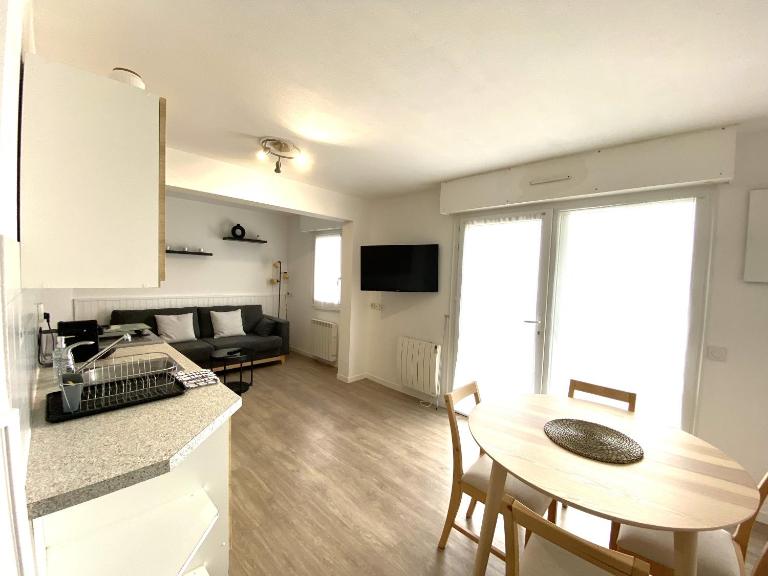 Charmant appartement 2 à 4 personnes à 200m de la plage avec wifi - ALAN - Chambres d'hôtes Ploemeur