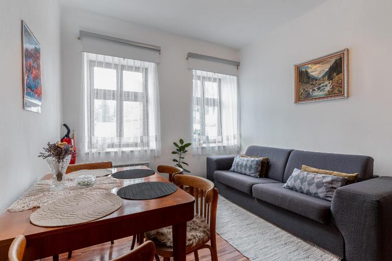 Apartmán Na náměstí - Ferienwohnung Starkstadt