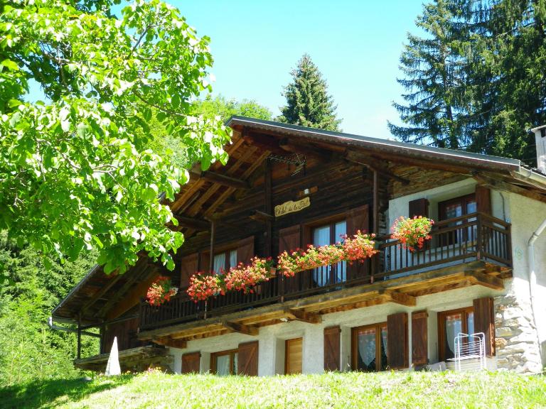 Le Chalet de La Pat - B&B Hauteluce