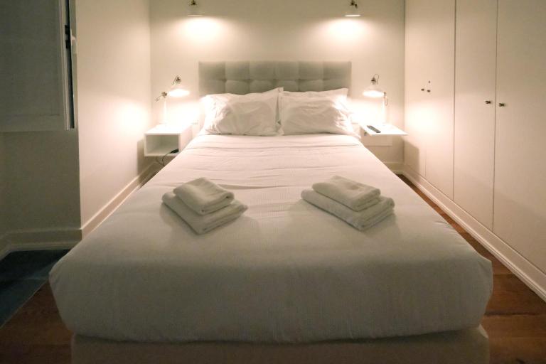 Apartamentos Ázera - António Ázera - B&B Praia da Vitória