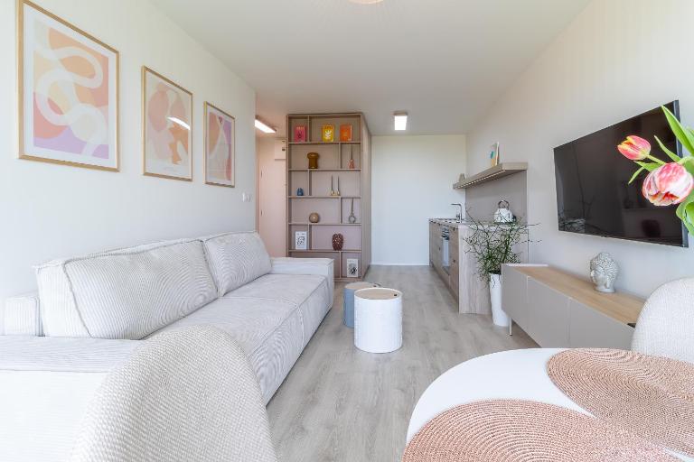 Cozy apartment near city centrum and Bratislava airport - B&B Prievoz
