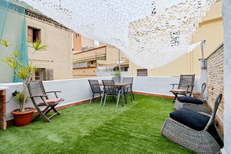 Hauzify I Novavila Centre Rooms - Bed and Breakfast Vilanova i la Geltrú