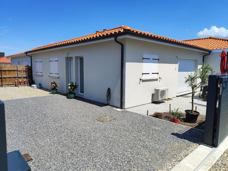 Maison moderne à Mimizan Idéale pour un séjour au calme - B&B Mimizan