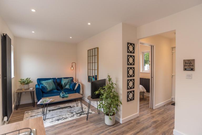 Larkswood Annex - B&B Bradpole