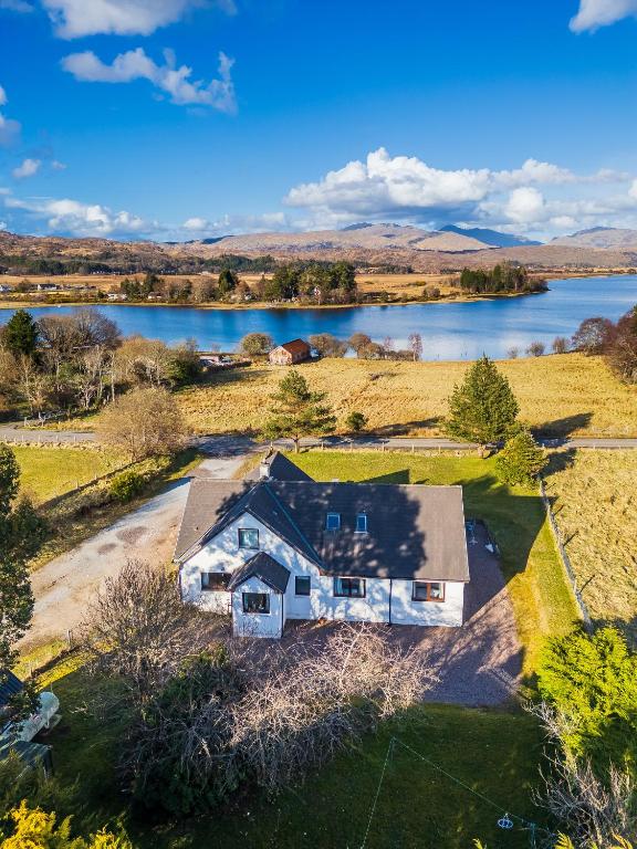Brackenbrae Holiday Cottage - B&B Acharacle