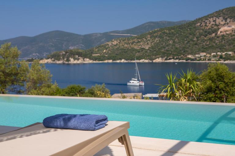 Villa Armiriki-Private Sea Access - Bed and Breakfast Évyiros
