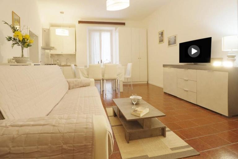 La Casa nel Borgo Medievale (Lago di Trasimeno) - B&B Passignano sul Trasimeno
