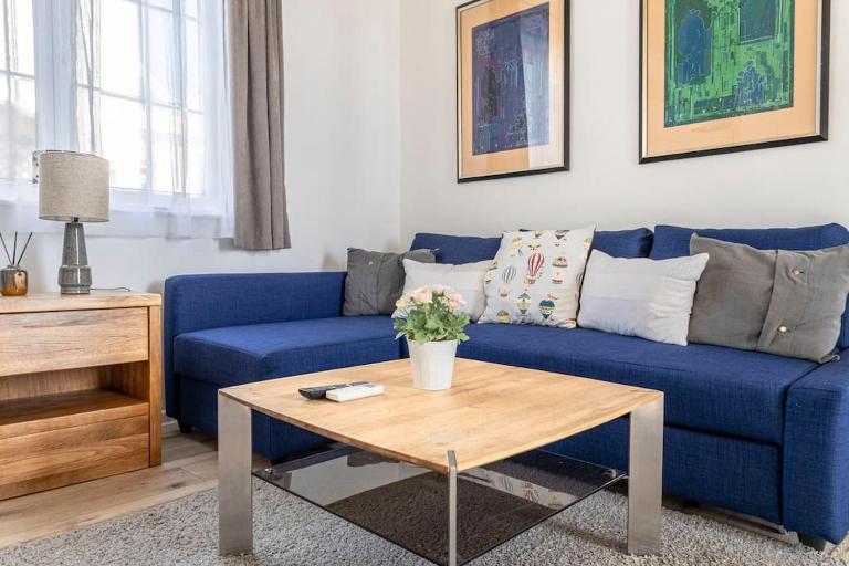 Art Gallery Apartman - B&B Siófok