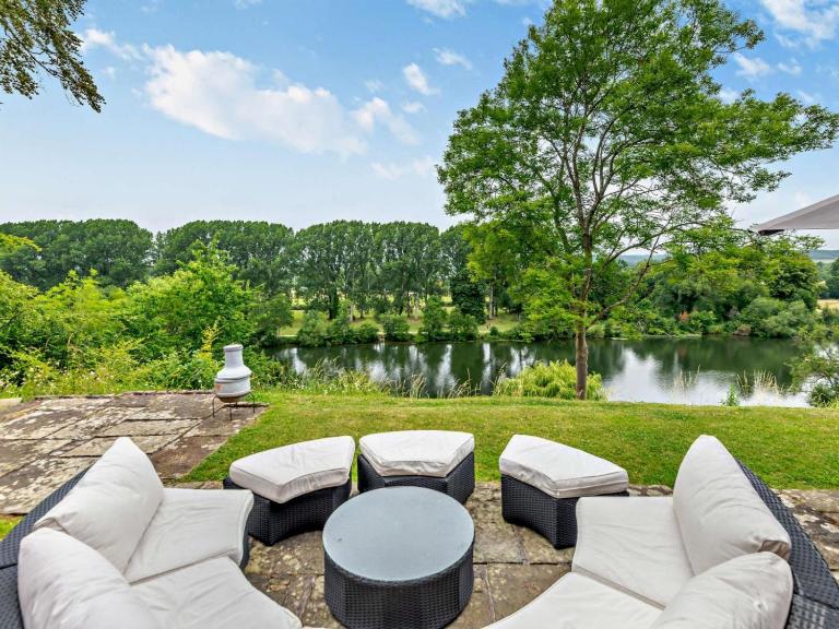 Thames View Marlow - B&B Cookham