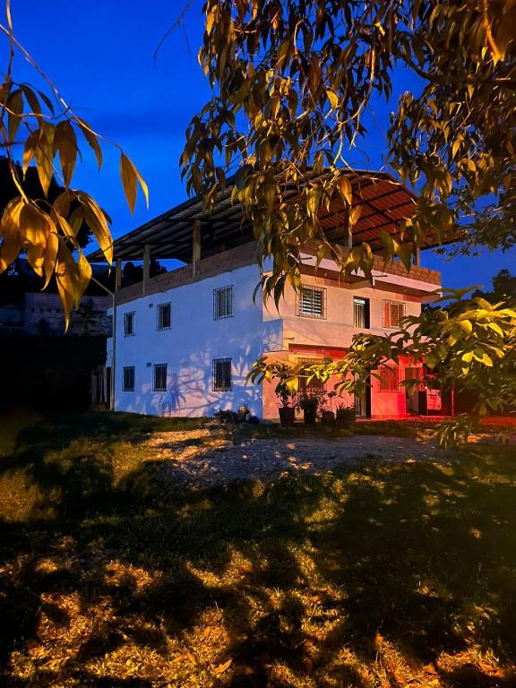 Las 5 Quintas - Acogedora casa - Bed and Breakfast San Rafael
