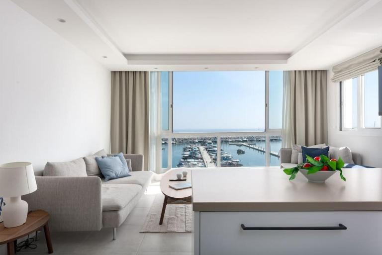 Best views Frontline Puerto Banús Apartment - B&B Marbella