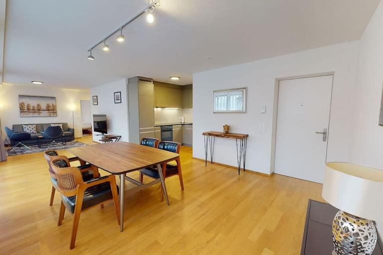 Amazing/sunny 2 bedroom flat in the city center (West 6) - B&B Zurigo