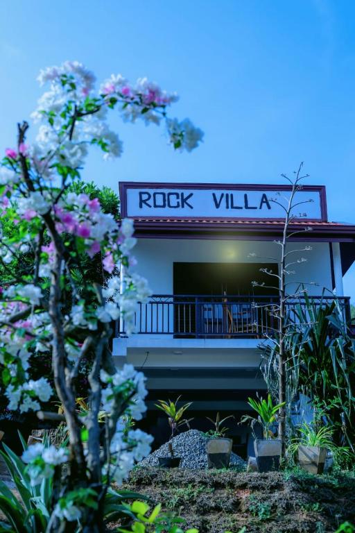 Rock Villa Relax City Resort - Ferienwohnung Mihintale