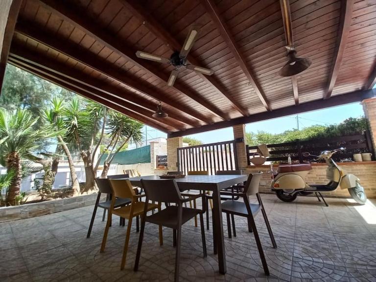 Casa vacanze a 100mt dal mare - Ferienwohnung Maruggio