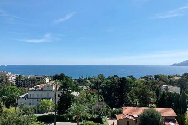 Appartement vue mer proches plages et congrès - Bed and Breakfast Cannes