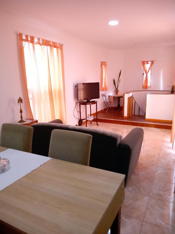Escalera al éxito Villa Ramallo - B&B Villa Ramallo
