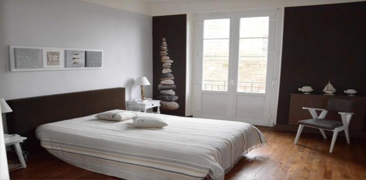 Bel Appartement Intra Muros au coeur de SAINT MALO - Chambres d'hôtes Saint-Malo