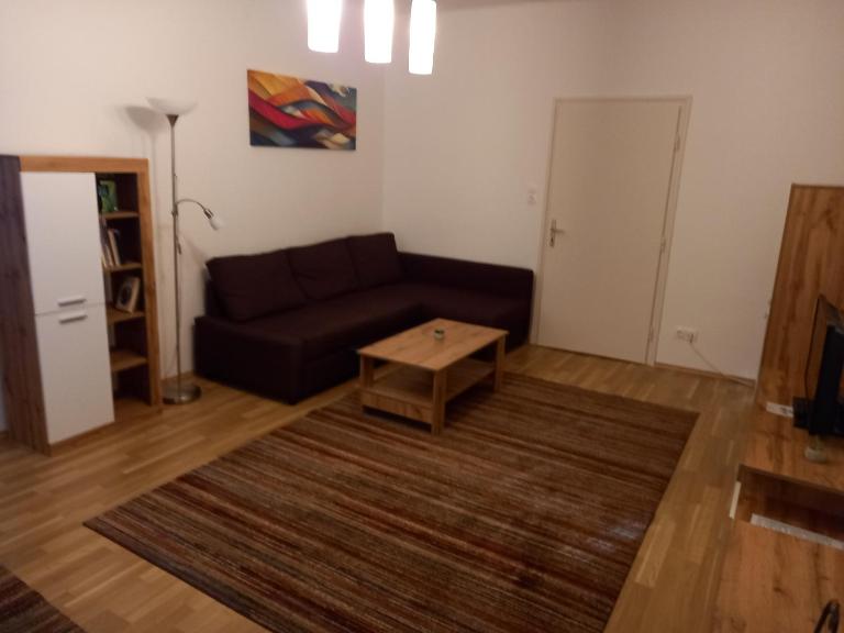 Zsóka Apartman - B&B Miskolc