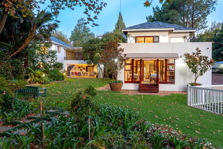 Hyde Park Guest House - B&B Johannesburg