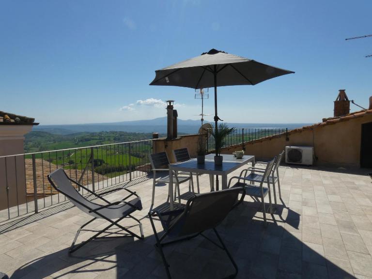Scappo in Umbria, La Terrazza - Ferienwohnung Lugnano in Teverina