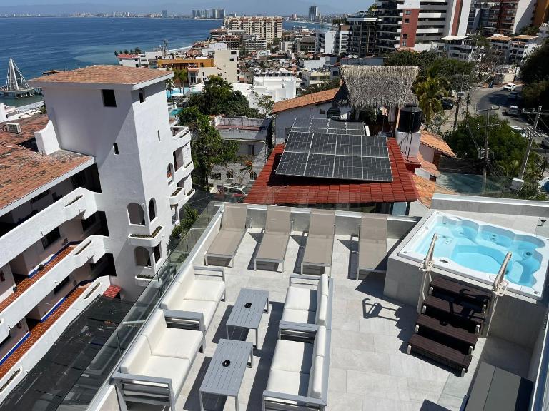 Vidalia - Modern Condos with Rooftop Terrace and Gym - B&B Puerto Vallarta