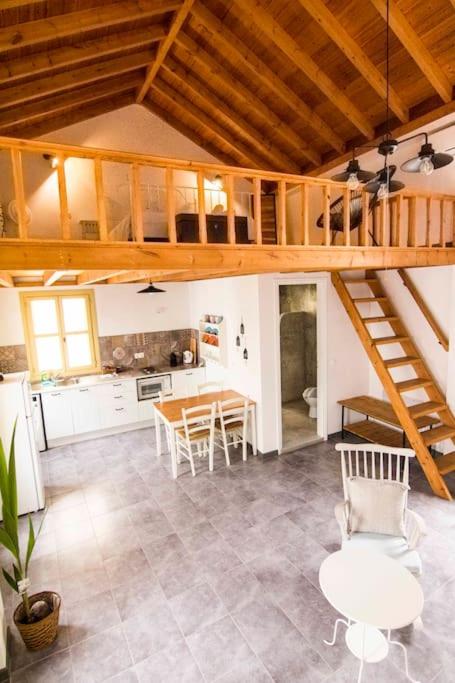 Aegli Apartments Deluxe - B&B Sými