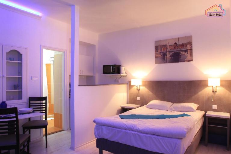 Szín-Ház Apartman - Chambres d'hôtes Gyula