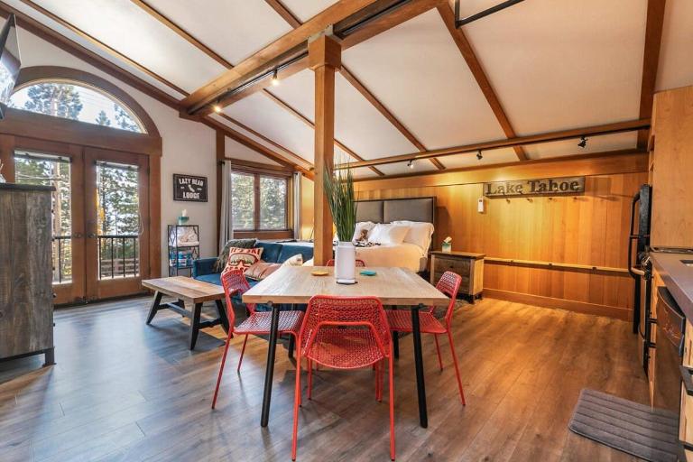Studio with Incredible Location in Tahoe City - B&B Tahoe City
