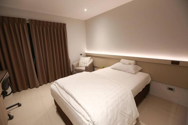 BaanTip​ HomeStay - B&B Prakanong