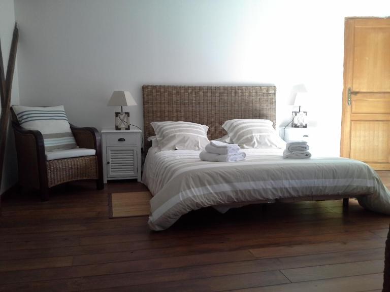 Maison d'hôtes Brameloup Jardin Ovale - B&B Coudures