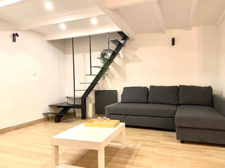 Duplex tout confort prox bd chave/ plaine - Bed and Breakfast Marseille