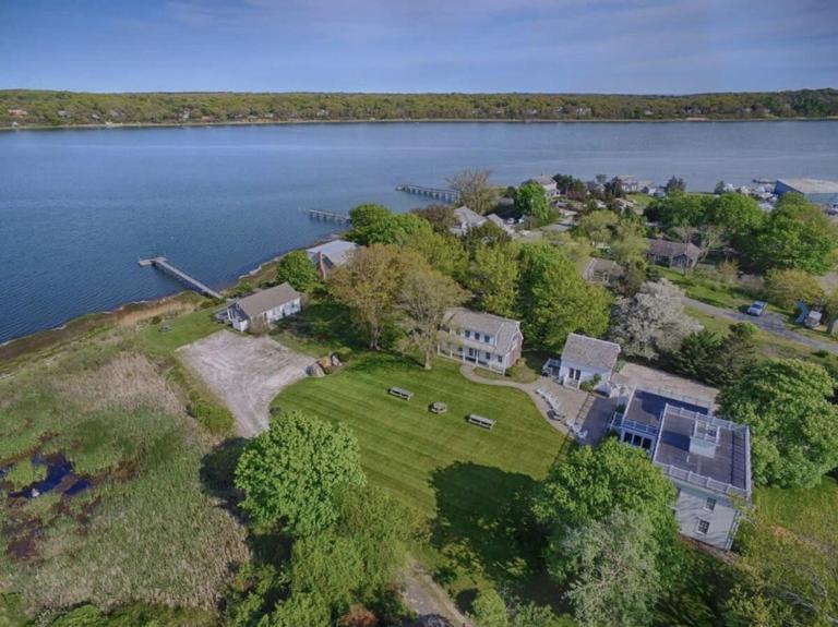 Newly updated spacious steps to water - B&B Eastham