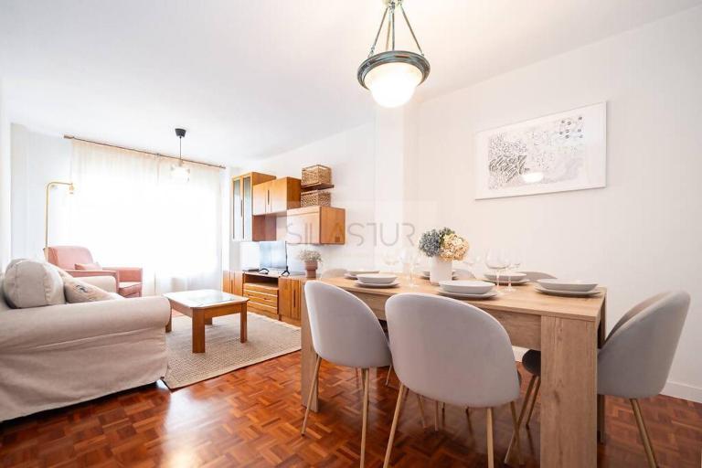 Mariano Moré Apartamento - Bed and Breakfast Gijón