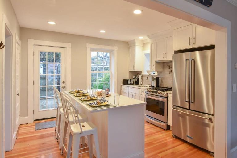 Centrally Located Home w Patio Fire Pit - B&B Chatham