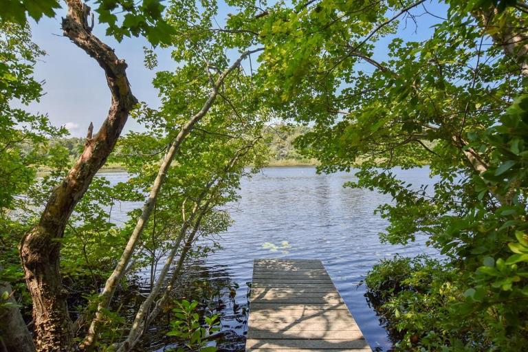 Pond Front Home with Private Dock - B&B Brewster
