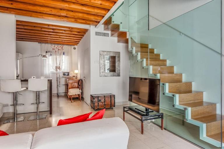 Three Floors Home - B&B Venice