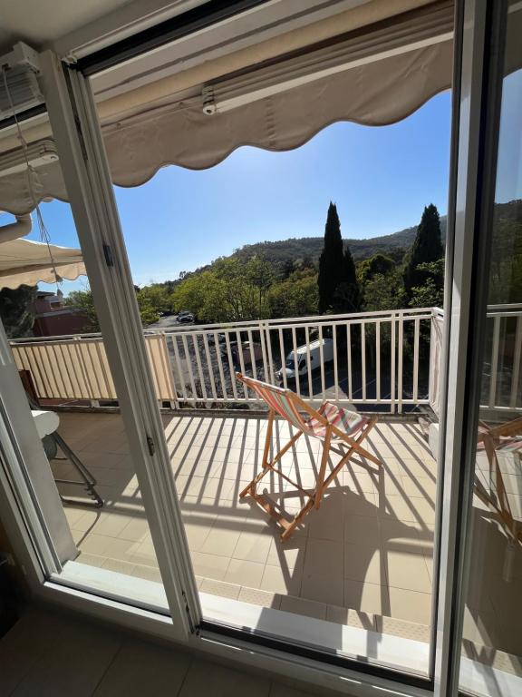 Appartement Clim Terrasse - B&B Le Lavandou