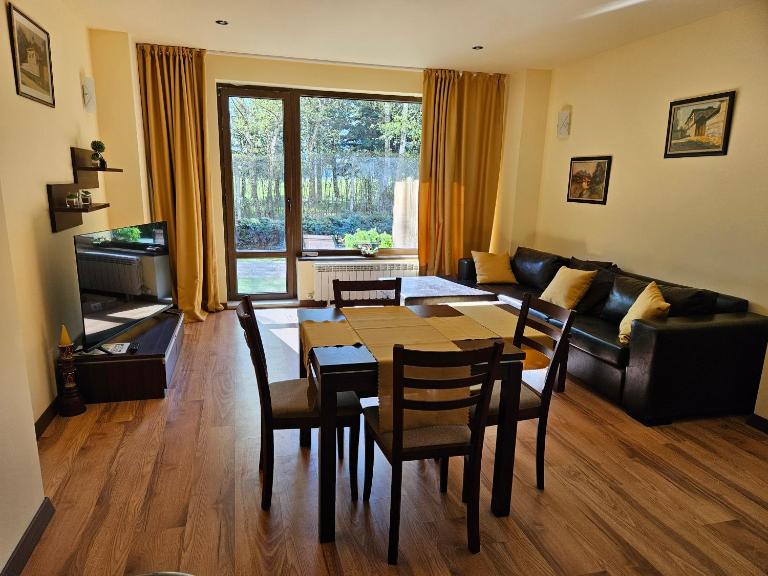 TERRA KOMPLEX D3 - Private apartment - Golf, Skiing & SPA - Ferienwohnung Raslog